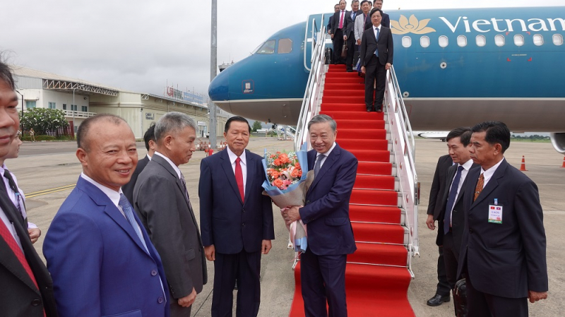 Bộ trưởng Tô Lâm thăm chính thức CHDCND Lào